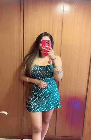 arab girl in Goa